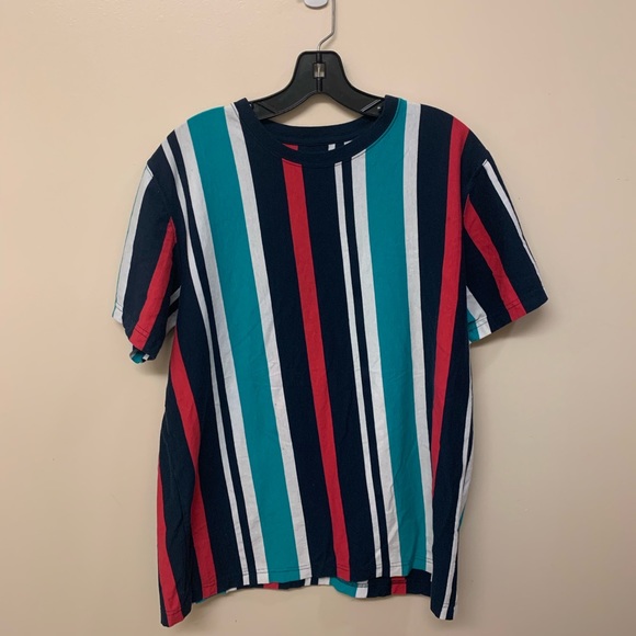Red, white, and blue vertical striped T-shirt - Picture 1 of 3